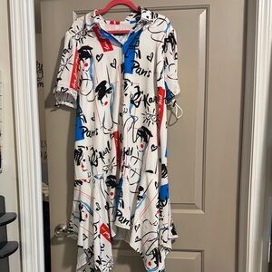 Karl Lagerfeld Women's Dress - White and Black with Red Accents